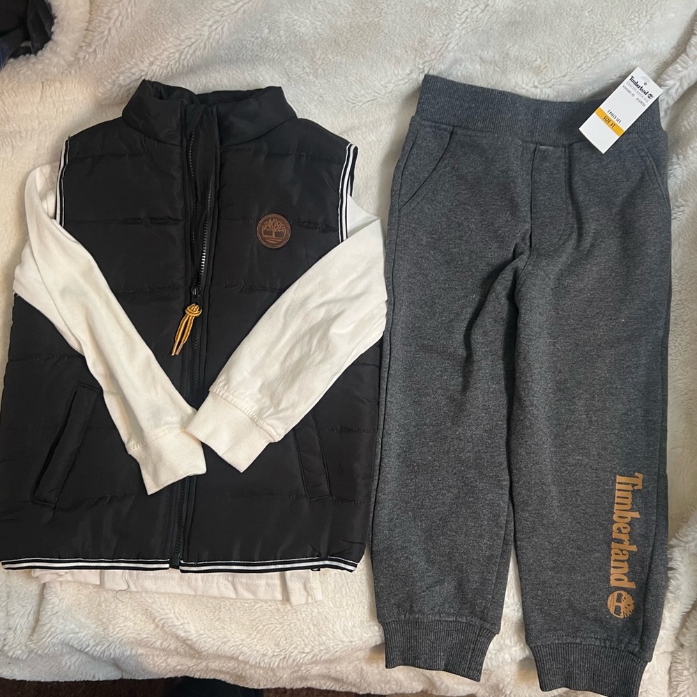 New with tags Timberland 3 piece set